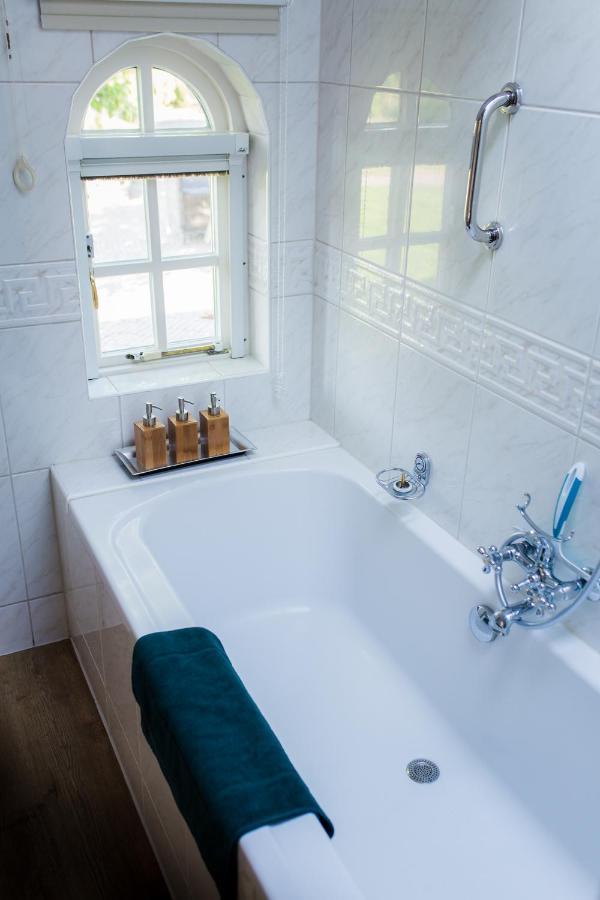 B&B Wilhelmina'S Cottage Ridderkerk Kültér fotó